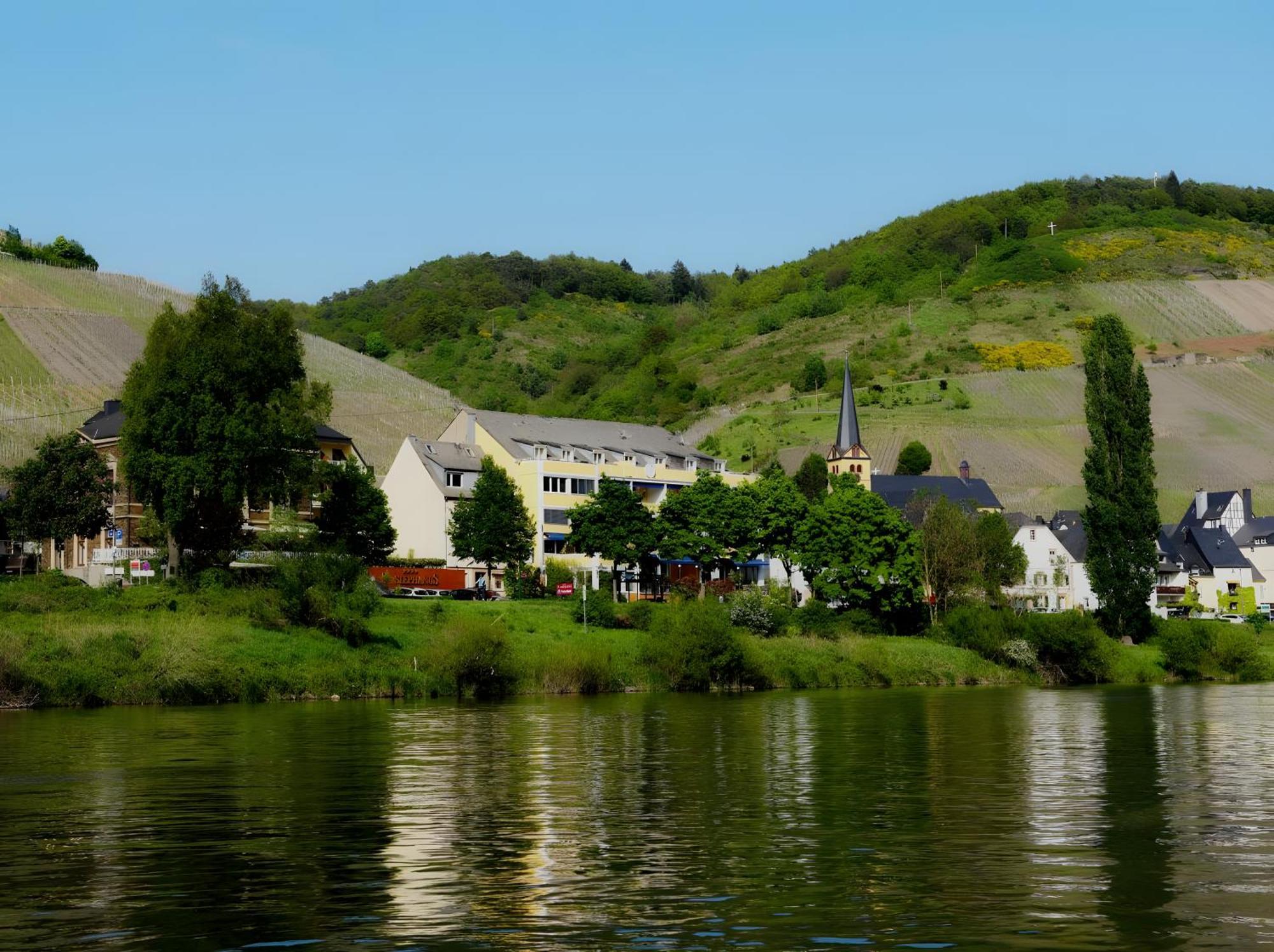 Vegan Hotel Und Restaurants Nicolay 1881 Zeltingen-Rachtig Exteriér fotografie