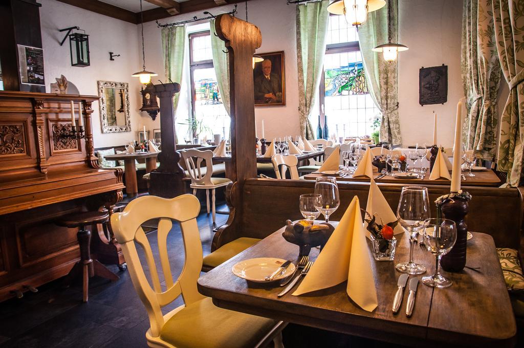 Vegan Hotel Und Restaurants Nicolay 1881 Zeltingen-Rachtig Exteriér fotografie